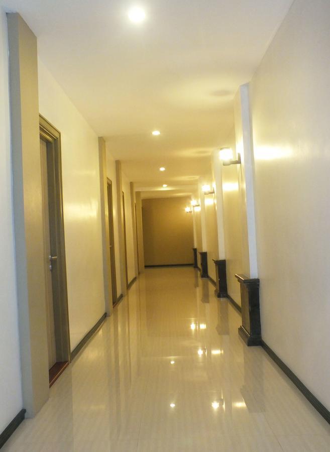 Zamrud Malioboro Hotel Yogyakarta Bagian luar foto